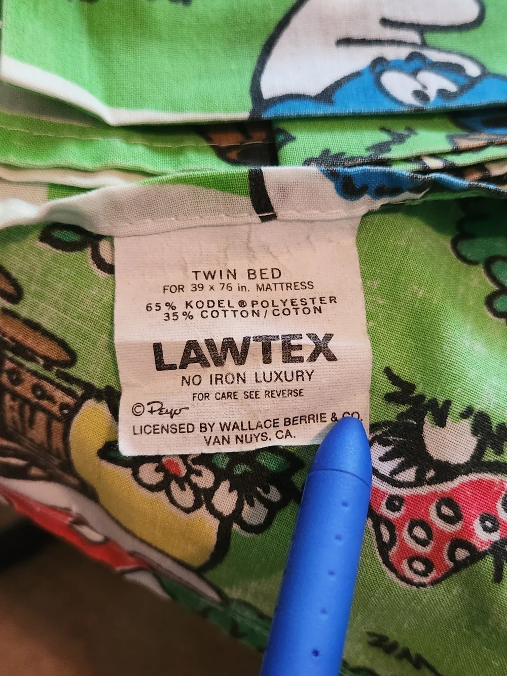 Vintage 1980s Lawtex Twin Flat And Fitted Sheets Smurfs